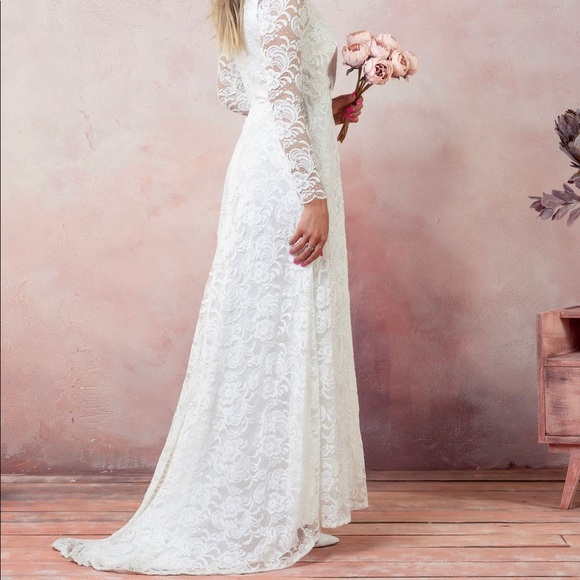 ❗️NEW❗️Ivory Soft Lace Long Wedding Dress - Picture 3 of 9